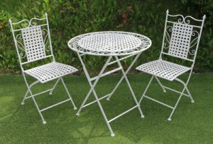 white-fret-metal-patio-table-chair-sets-1