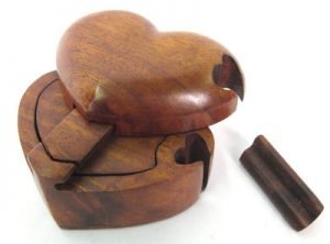 wooden-heart-puzzle-box-opened-up